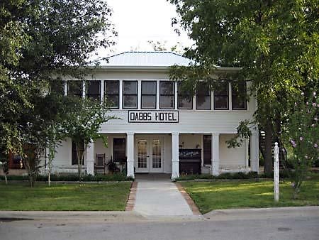 Dabbs Hotel Bed And Breakfast Llano Exteriér fotografie